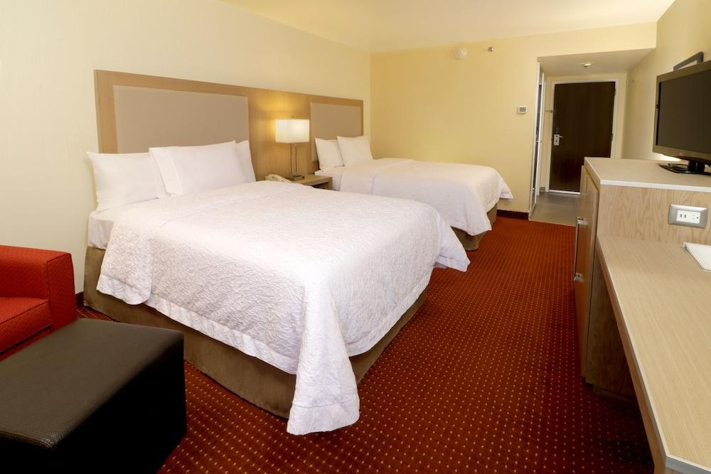 Hampton Inn Monterrey-Airport Аподака Экстерьер фото